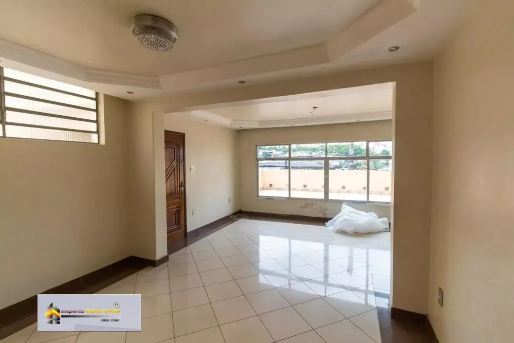 Sobrado, 3 quartos, 271 m² - Foto 3