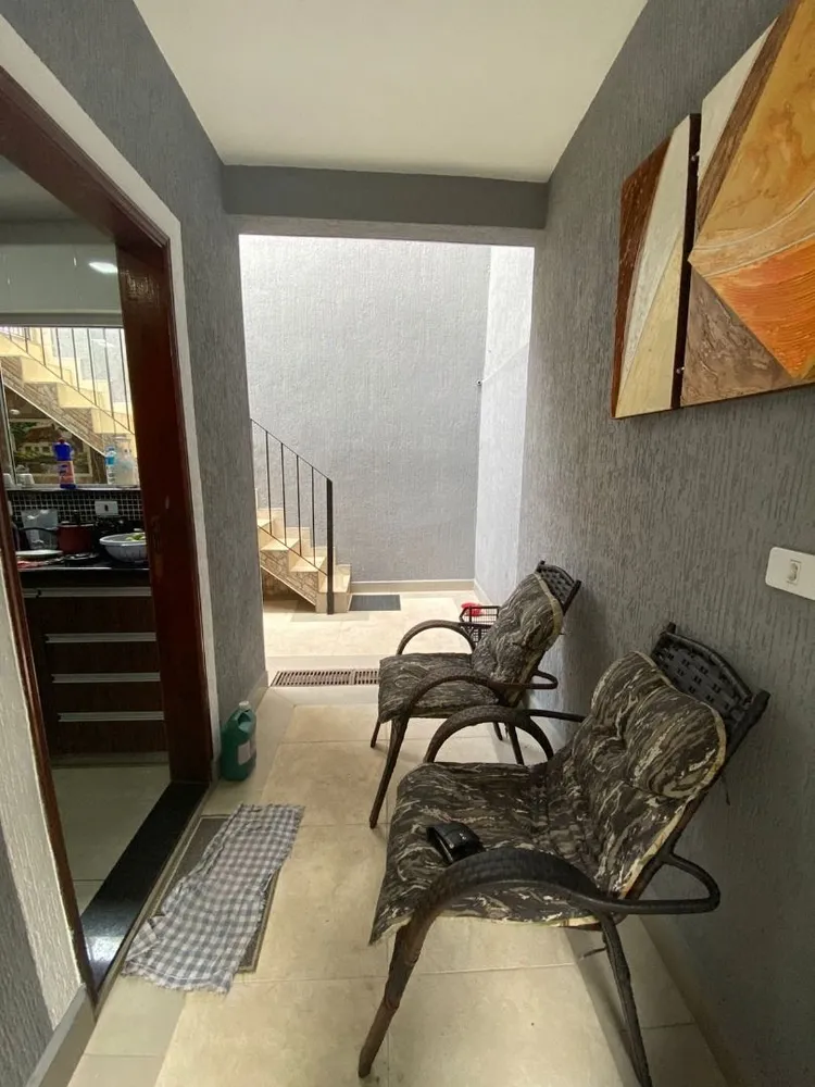 Sobrado, 3 quartos, 213 m² - Foto 2