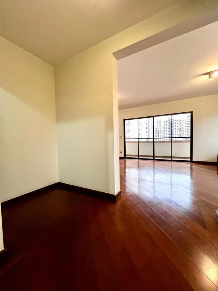 Apartamento, 3 quartos, 200 m² - Foto 1