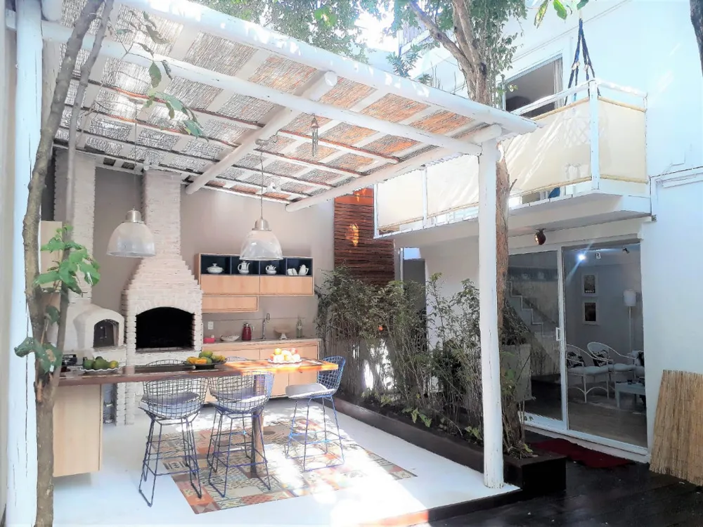 Casa, 5 quartos, 370 m² - Foto 1