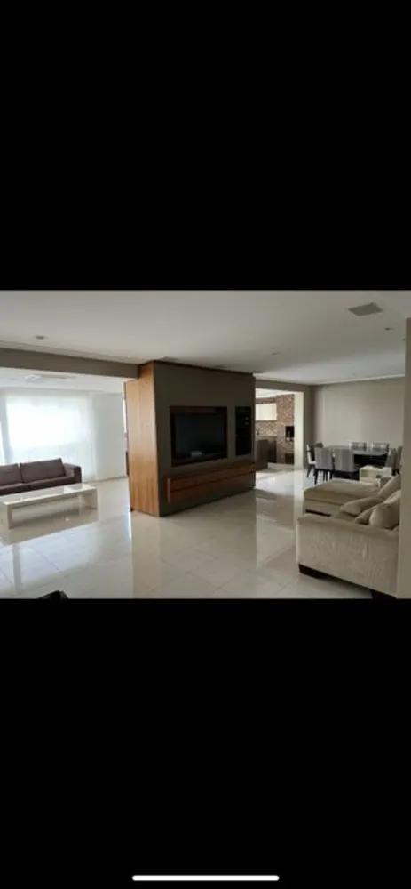 Apartamento, 4 quartos, 207 m² - Foto 1