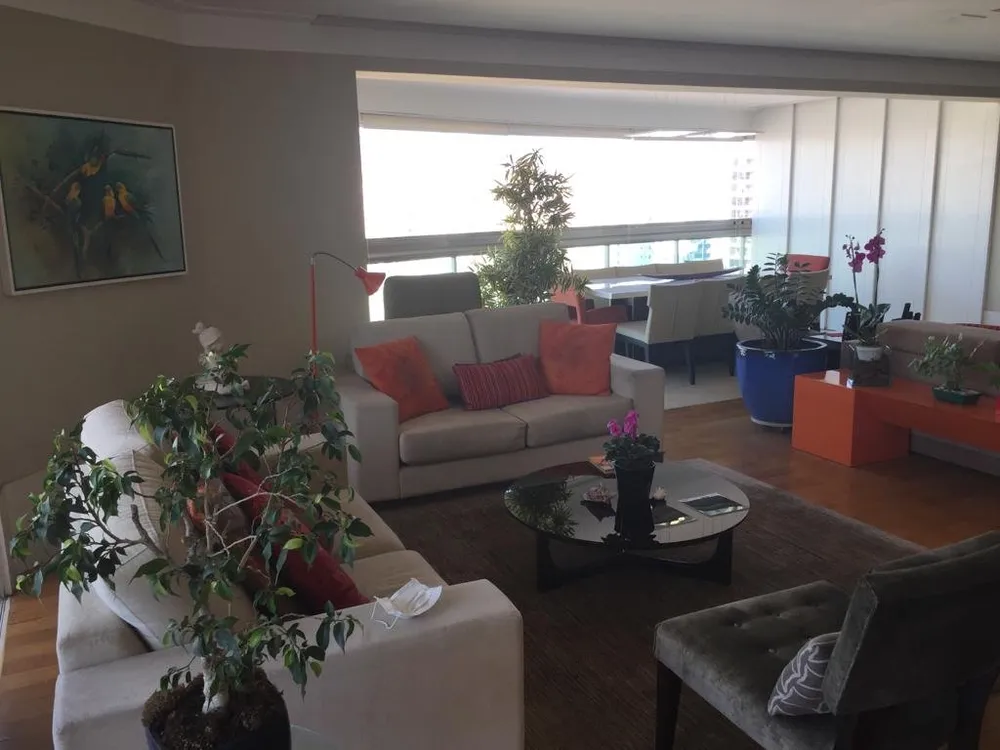 Cobertura, 3 quartos, 275 m² - Foto 2