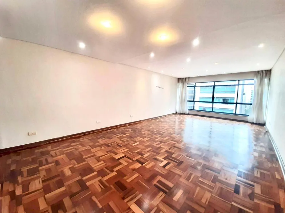 Apartamento, 3 quartos, 130 m² - Foto 2