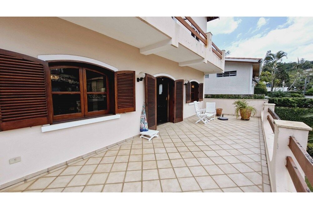 Casa à venda com 5 quartos, 405m² - Foto 3