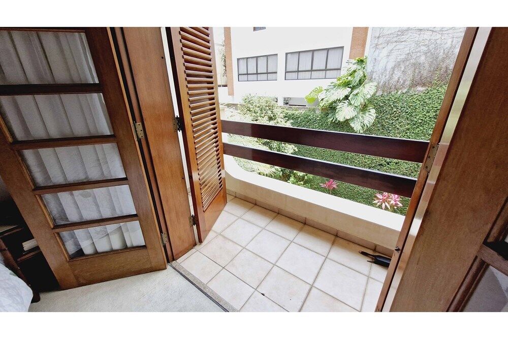 Casa à venda com 5 quartos, 405m² - Foto 1