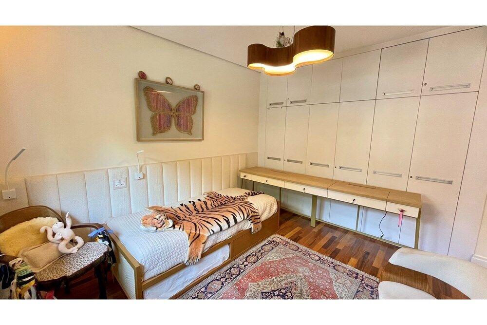Apartamento à venda com 3 quartos, 240m² - Foto 4