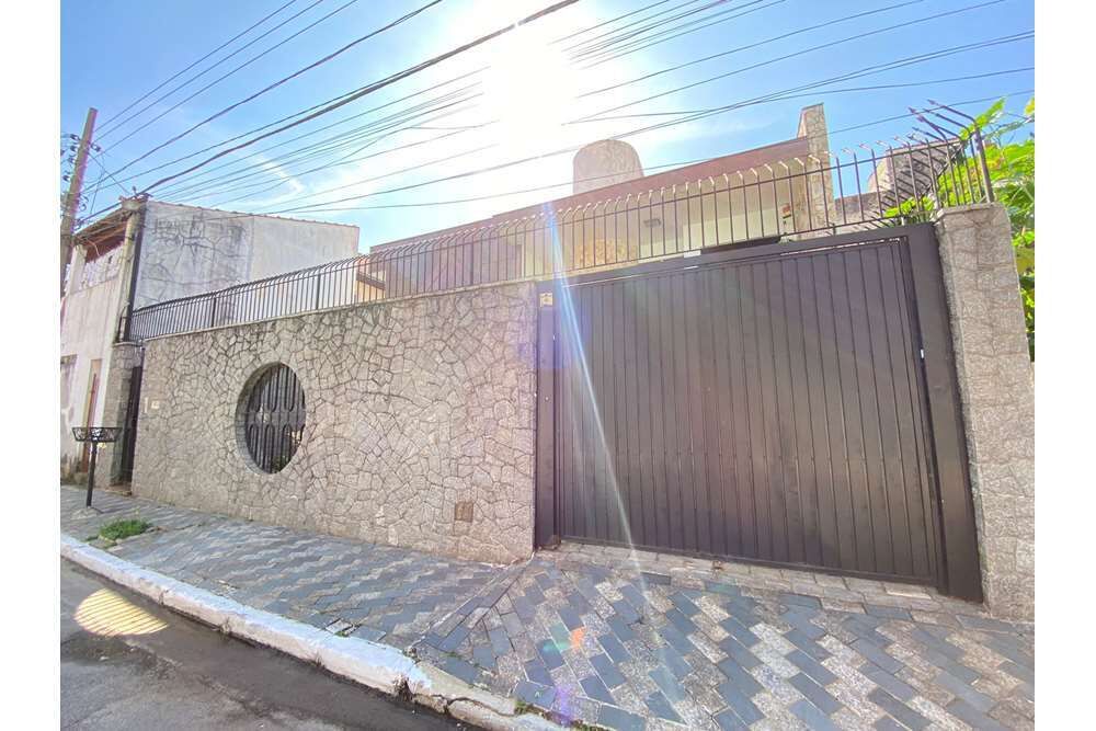 Casa à venda com 3 quartos, 250m² - Foto 6