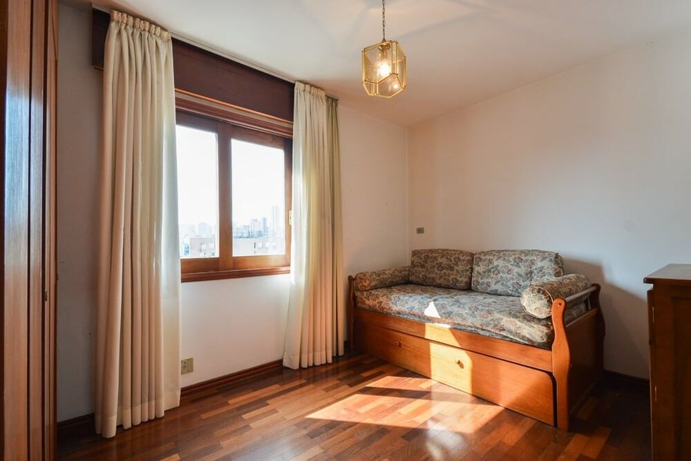 Apartamento à venda com 4 quartos, 246m² - Foto 7