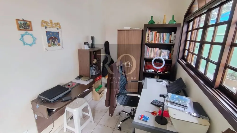 Casa, 5 quartos, 228 m² - Foto 3