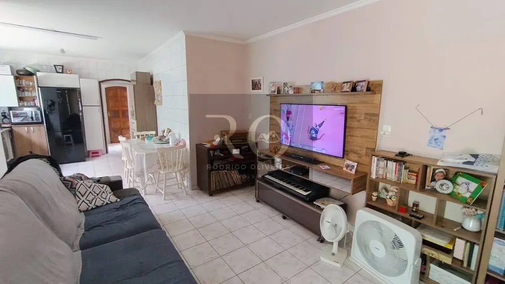 Casa, 5 quartos, 228 m² - Foto 4