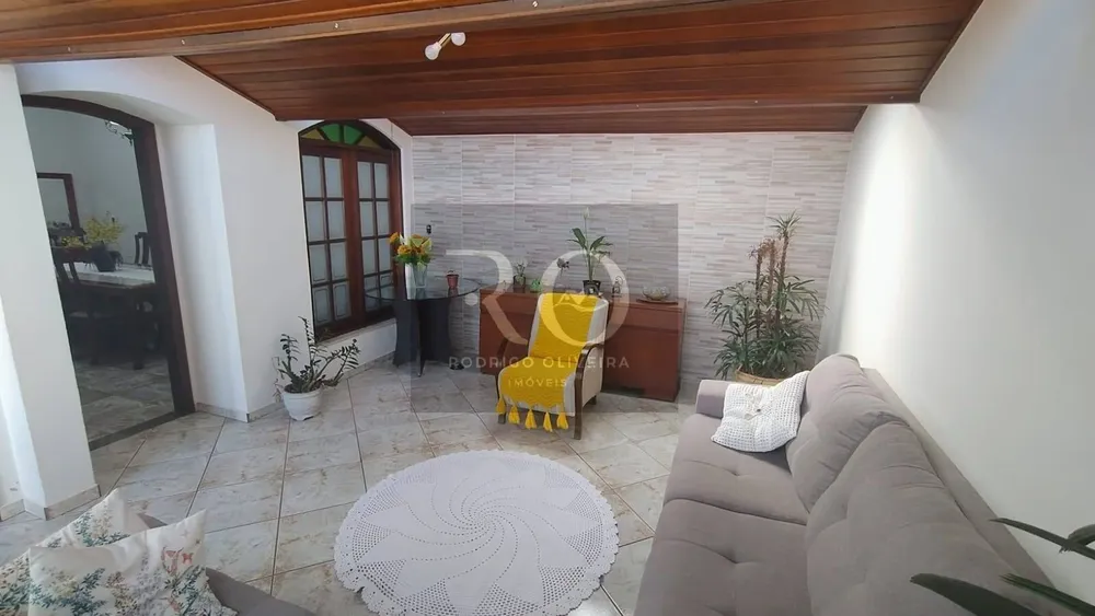 Casa, 5 quartos, 279 m² - Foto 1