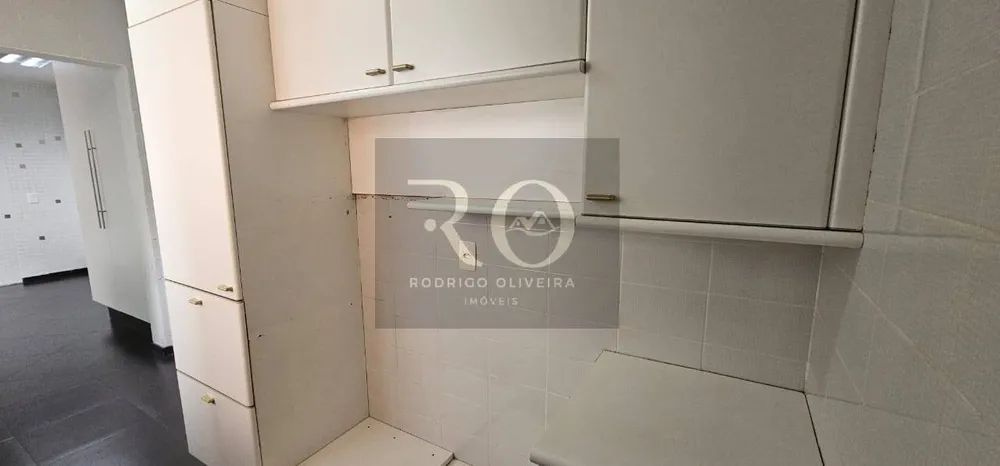 Apartamento, 3 quartos, 180 m² - Foto 2