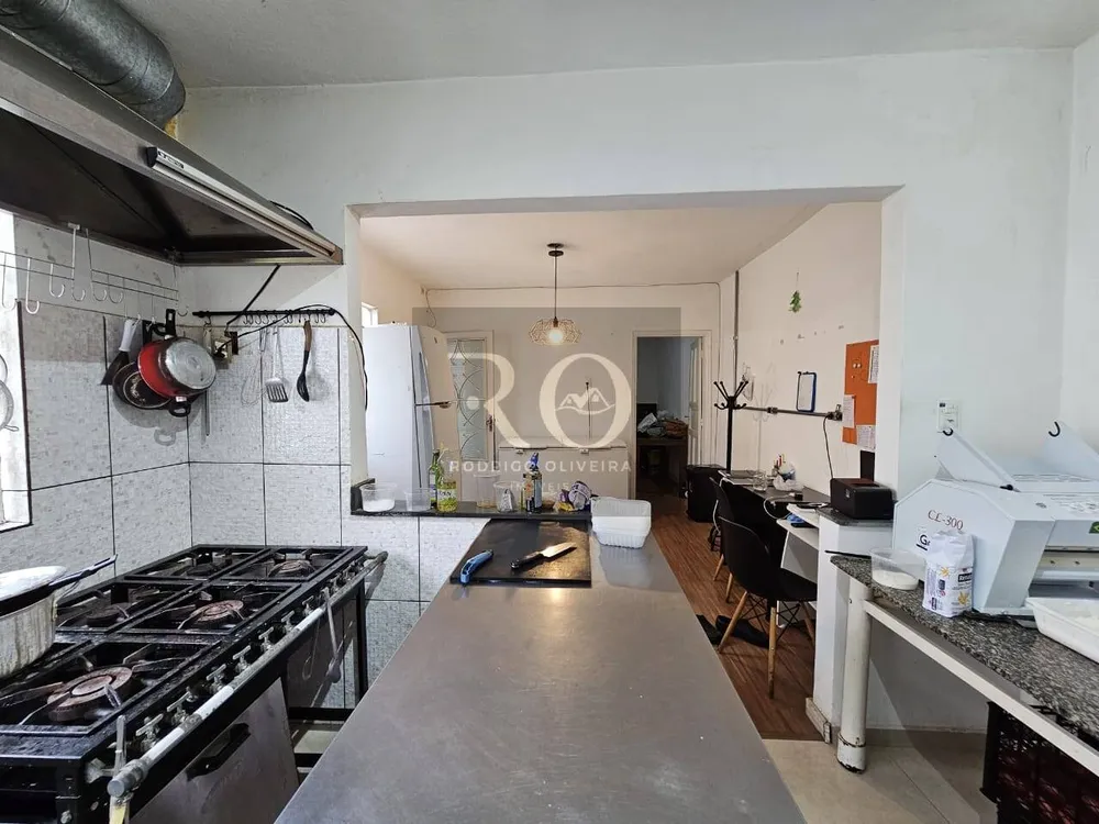 Casa, 3 quartos, 204 m² - Foto 3