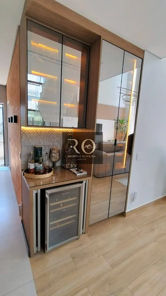 Casa, 3 quartos, 255 m² - Foto 2