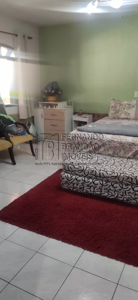 Casa, 3 quartos, 1401 m² - Foto 12