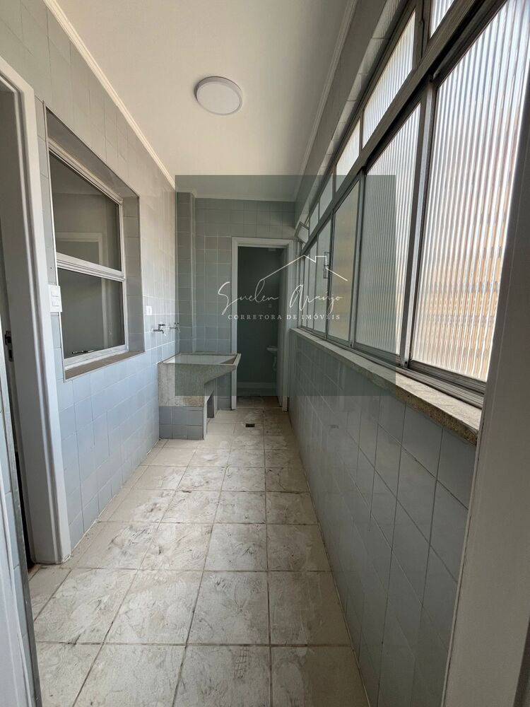 Apartamento à venda com 3 quartos, 105m² - Foto 1