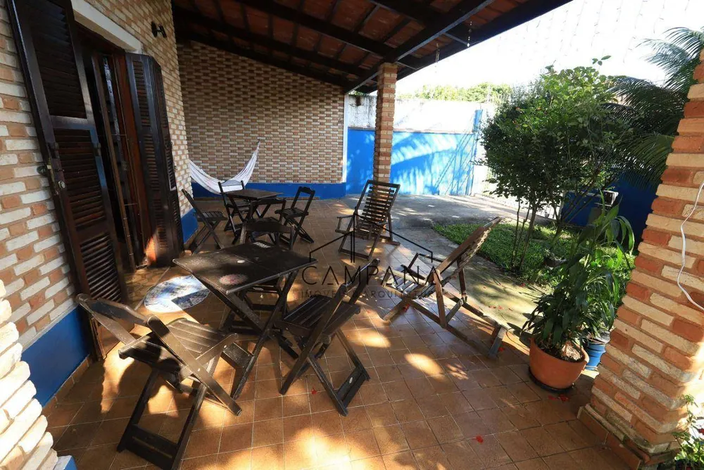 Casa, 3 quartos, 199 m² - Foto 1