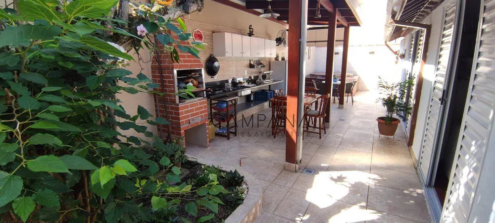 Casa, 3 quartos, 190 m² - Foto 1