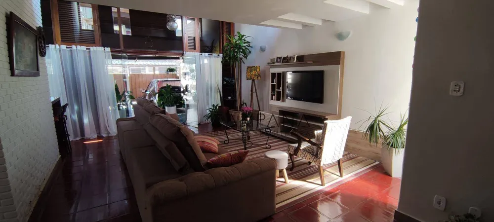 Casa, 3 quartos, 190 m² - Foto 4
