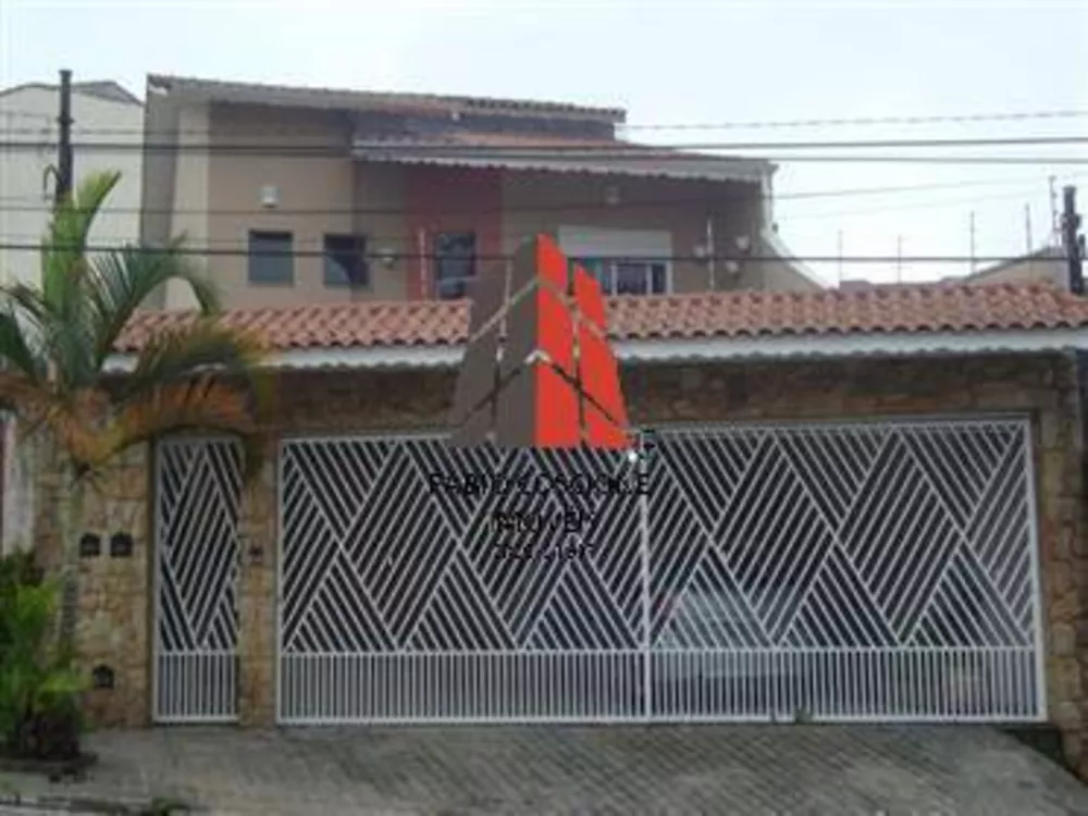 Sobrado à venda com 4 quartos, 260m² - Foto 1