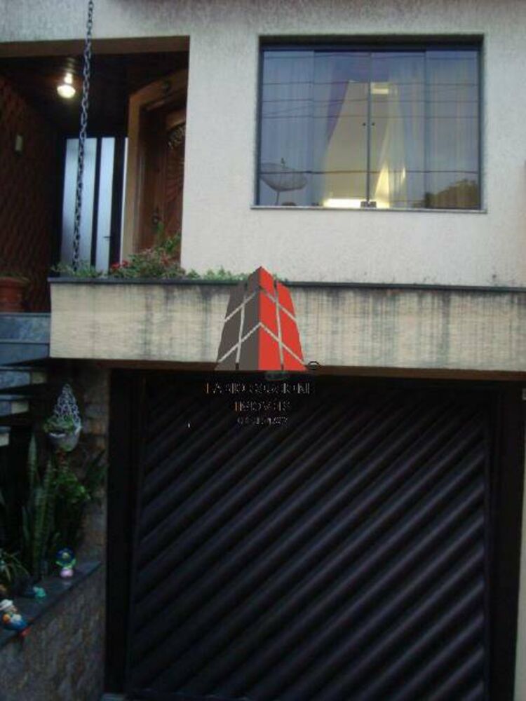 Sobrado, 3 quartos, 200 m² - Foto 2