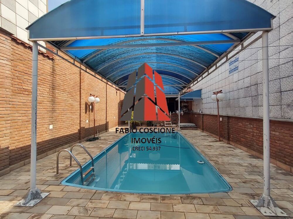 Sobrado à venda com 3 quartos, 300m² - Foto 3