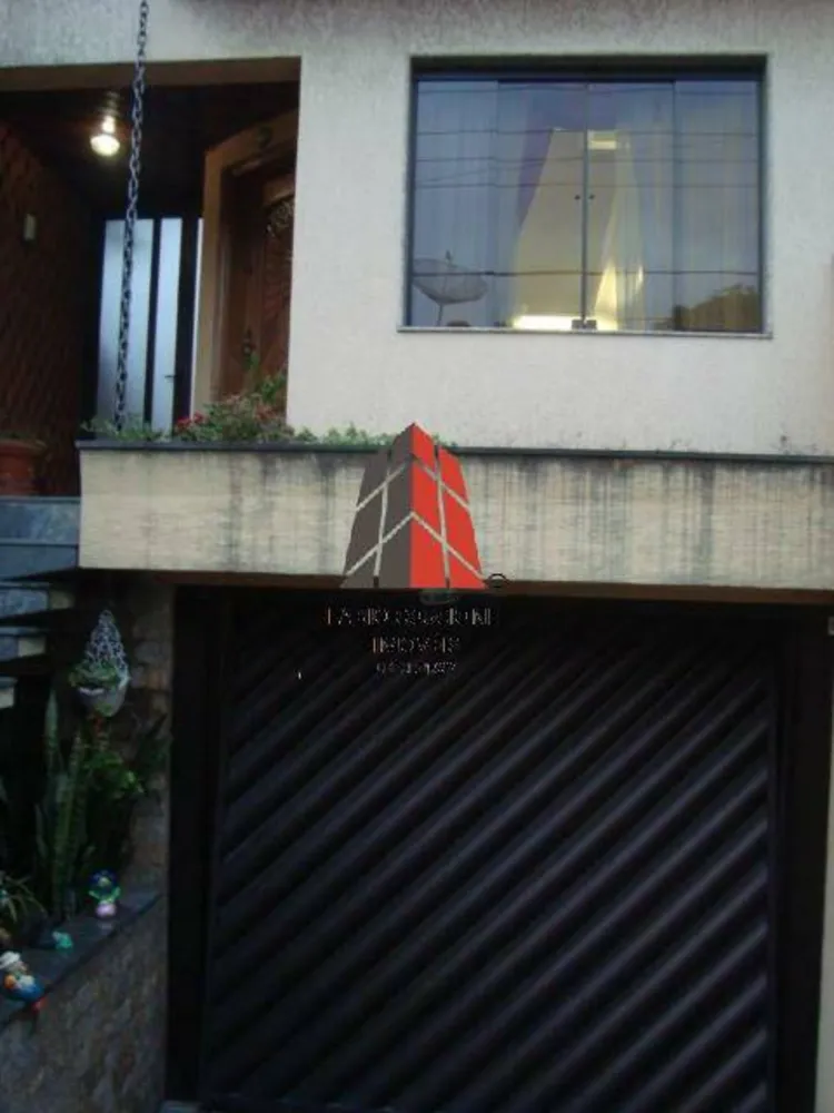 Sobrado, 3 quartos, 200 m² - Foto 1