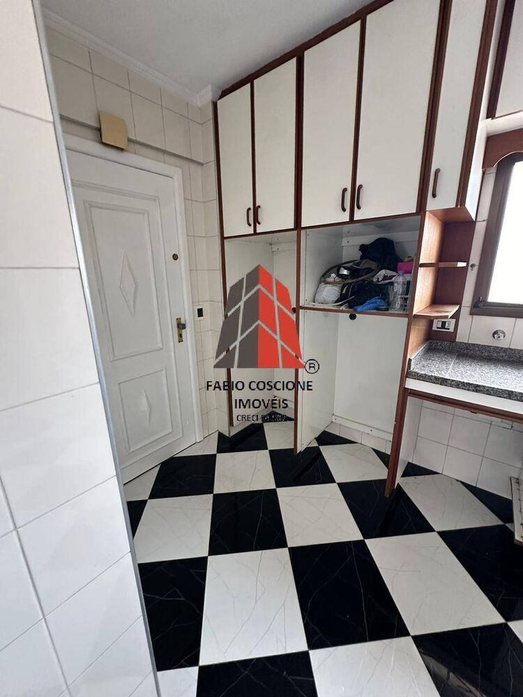 Apartamento à venda com 3 quartos, 131m² - Foto 9