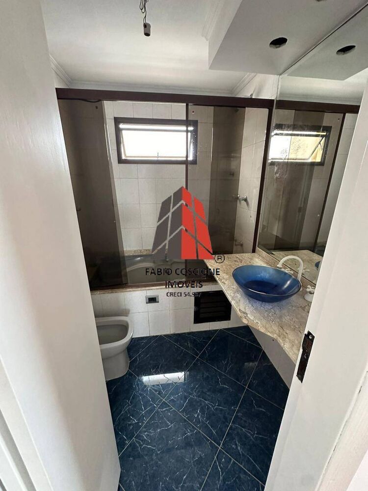 Apartamento à venda com 3 quartos, 131m² - Foto 28