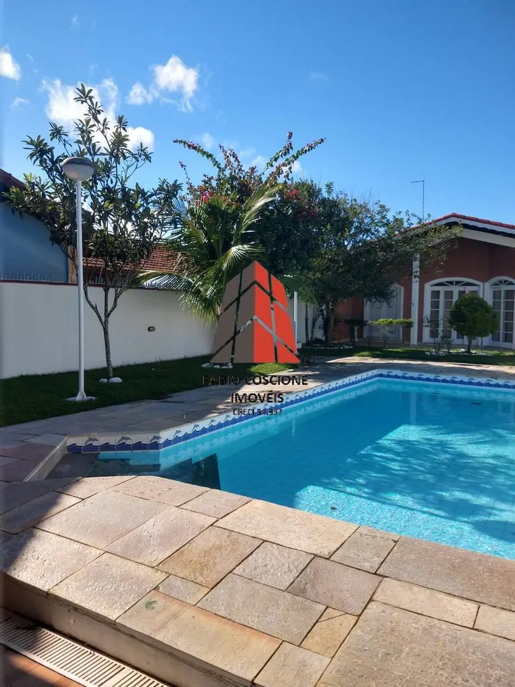 Casa, 3 quartos, 230 m² - Foto 13