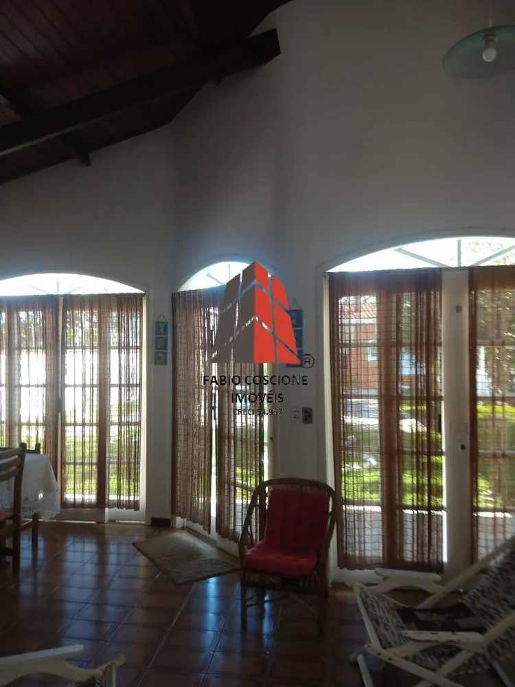 Casa, 3 quartos, 230 m² - Foto 2