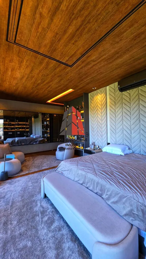 Casa, 9 quartos, 1500 m² - Foto 1