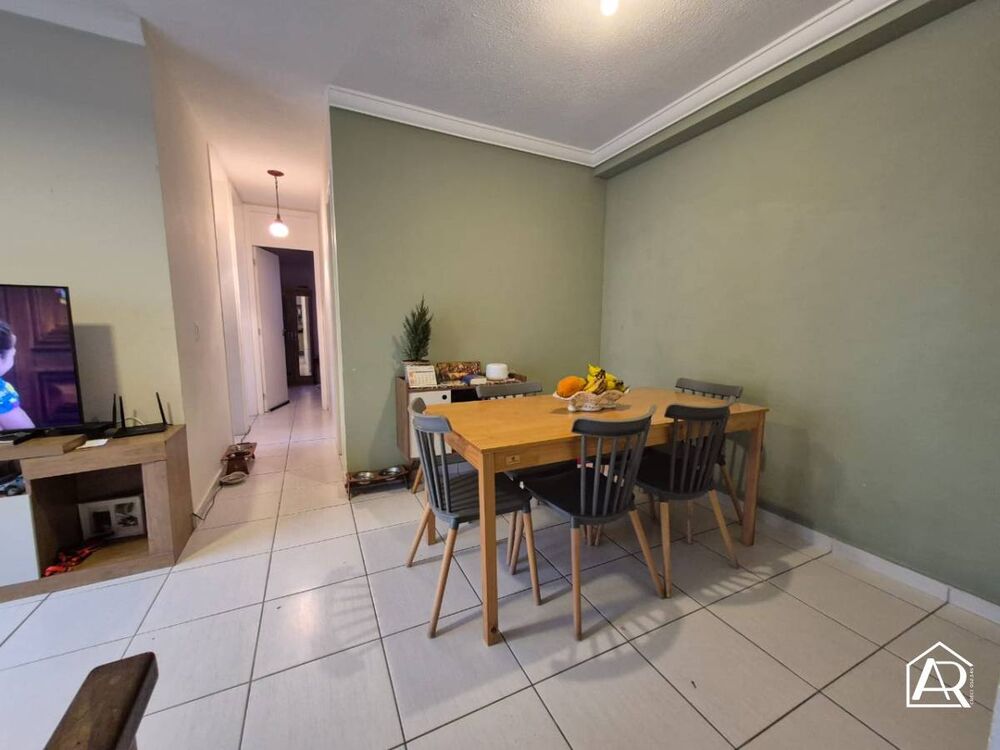 Apartamento à venda com 3 quartos, 64m² - Foto 2