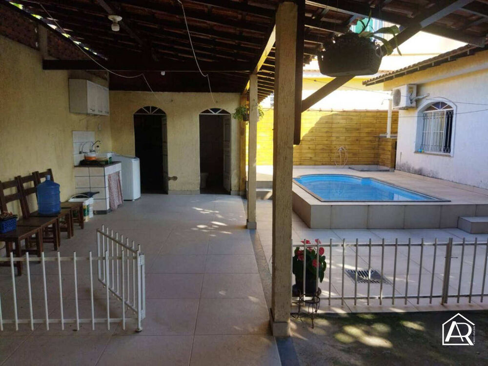 Casa à venda com 3 quartos - Foto 2
