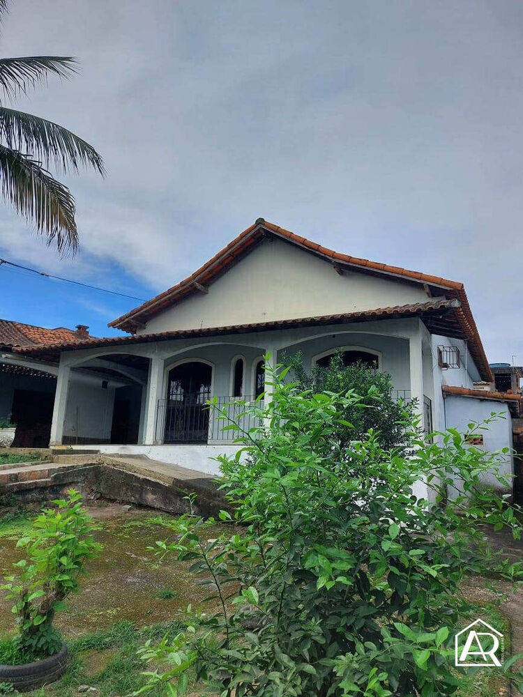 Casa à venda com 2 quartos - Foto 1