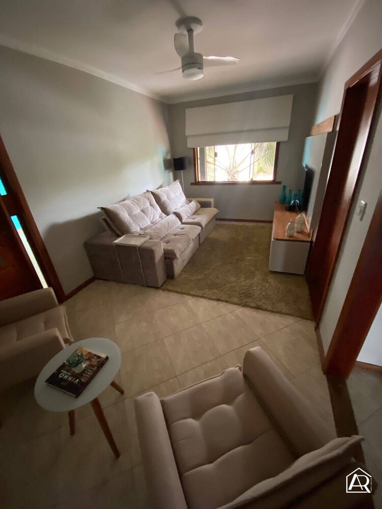 Casa à venda com 3 quartos - Foto 2