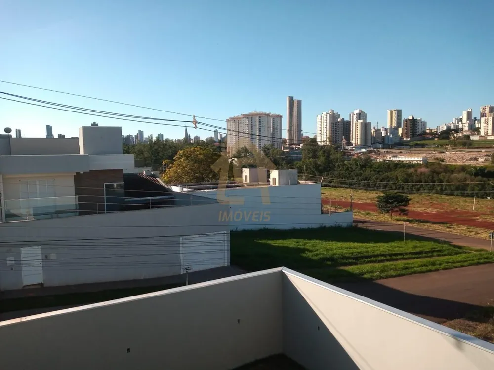 Sobrado, 3 quartos, 238 m² - Foto 4