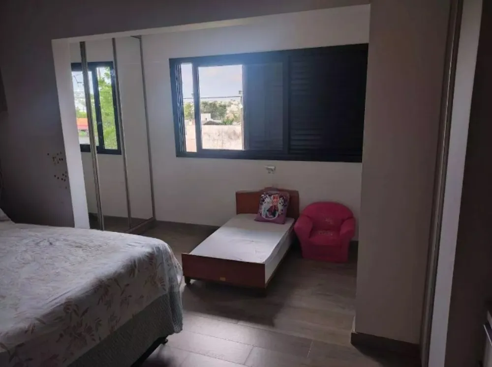 Casa, 3 quartos, 184 m² - Foto 2