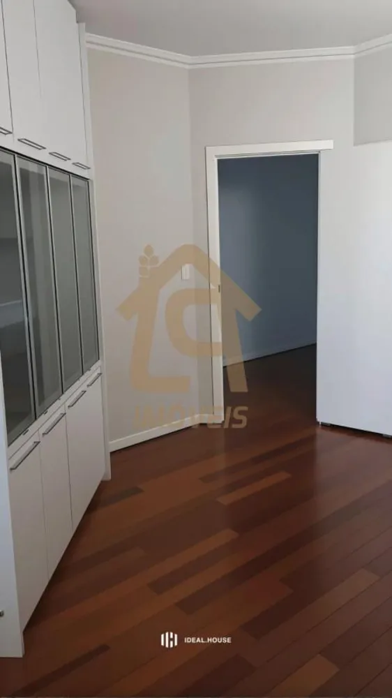 Apartamento, 3 quartos, 134 m² - Foto 4