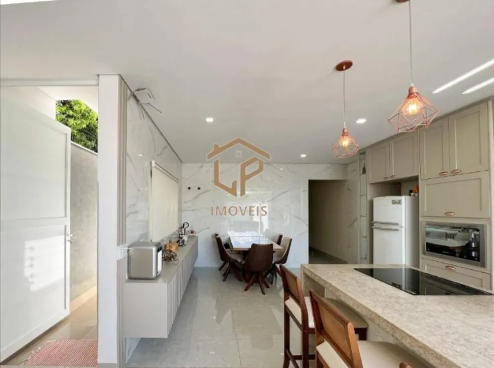 Casa, 3 quartos, 139 m² - Foto 2