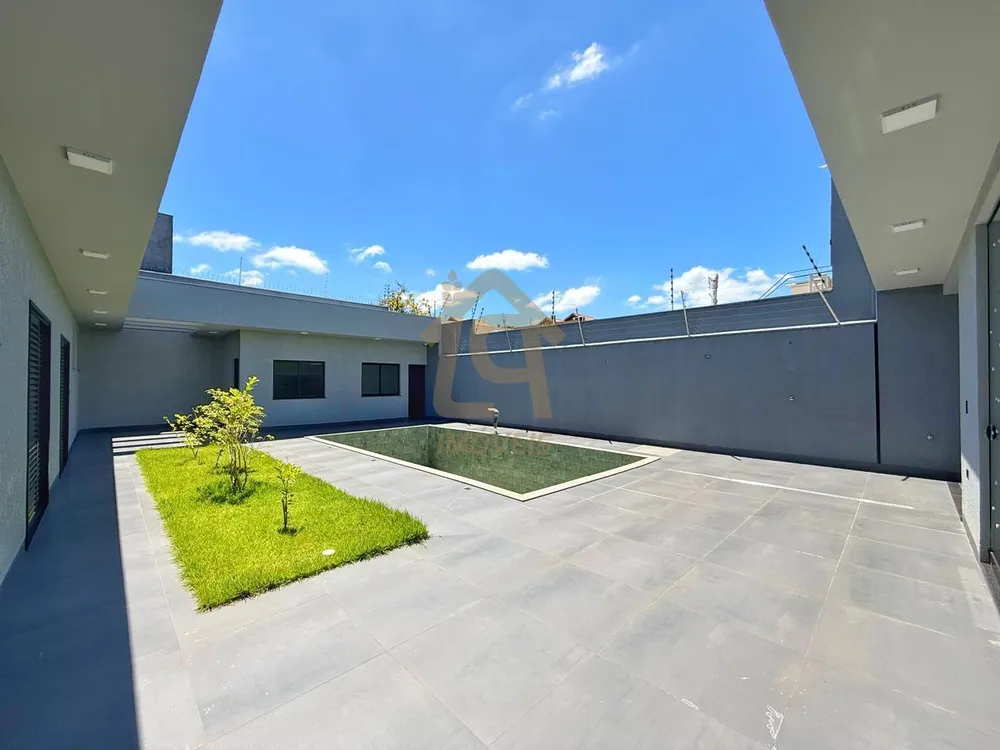 Casa, 4 quartos, 319 m² - Foto 3