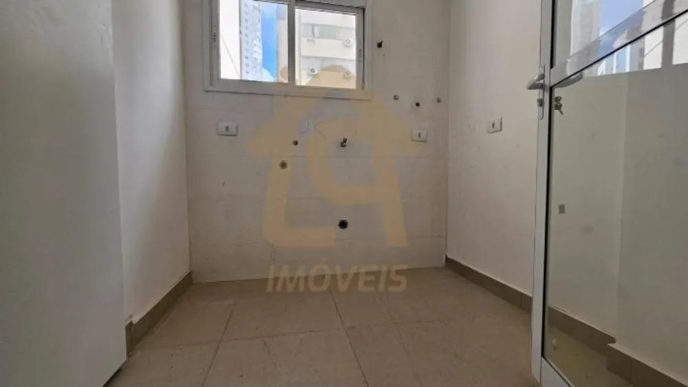 Apartamento, 3 quartos, 121 m² - Foto 2