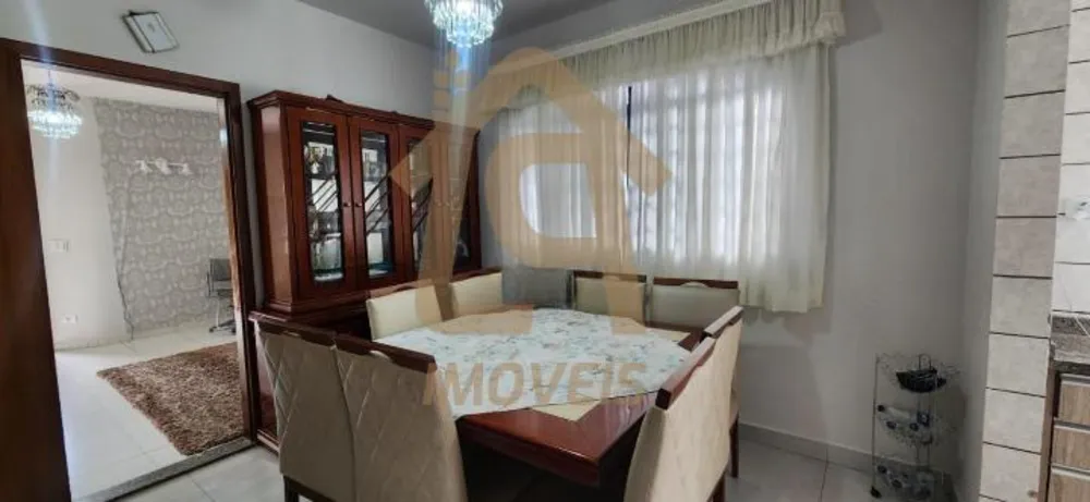 Casa, 3 quartos, 199 m² - Foto 1