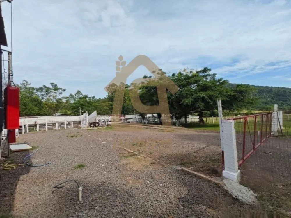 Loja-Salão, 1680 m² - Foto 1