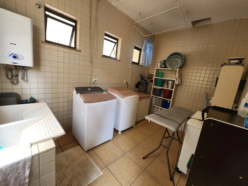 Sobrado, 5 quartos, 388 m² - Foto 4