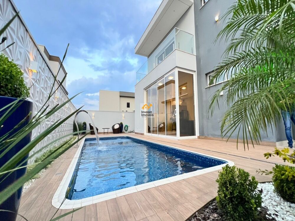Casa à venda com 3 quartos - Foto 1