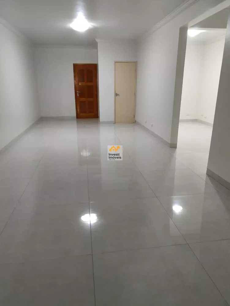 Apartamento à venda com 3 quartos - Foto 1