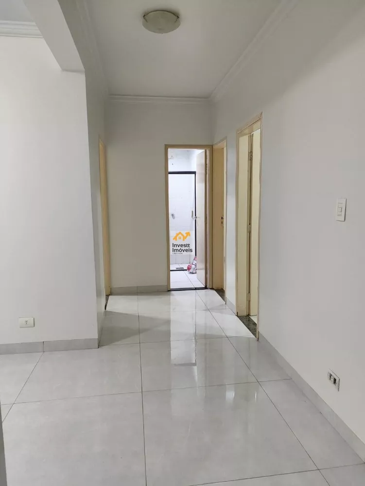 Apartamento à venda com 3 quartos - Foto 8