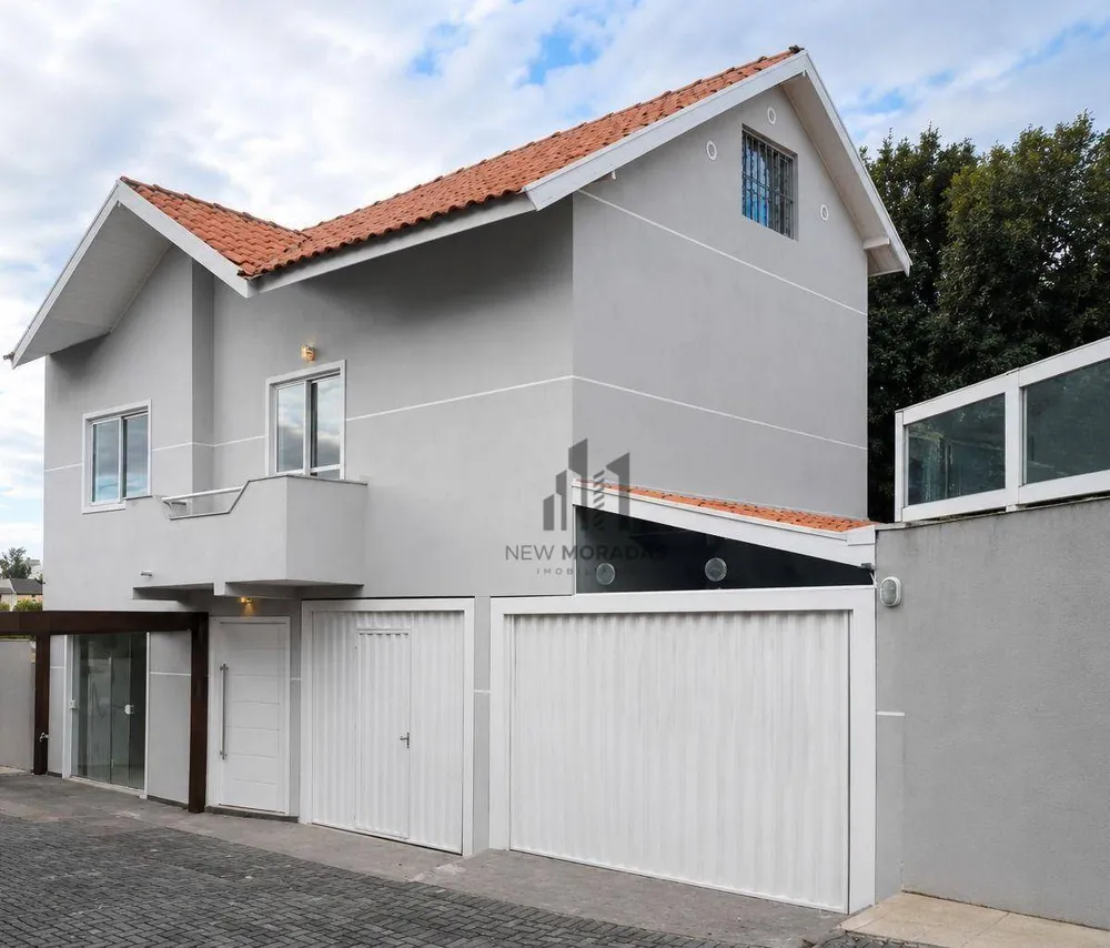 Sobrado, 4 quartos, 180 m² - Foto 1