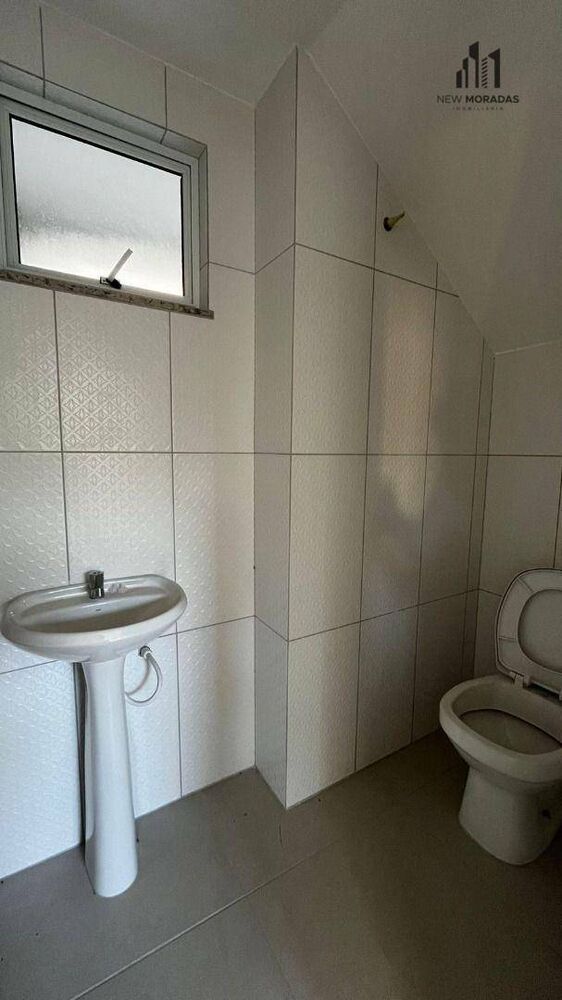 Sobrado à venda com 3 quartos, 130m² - Foto 1